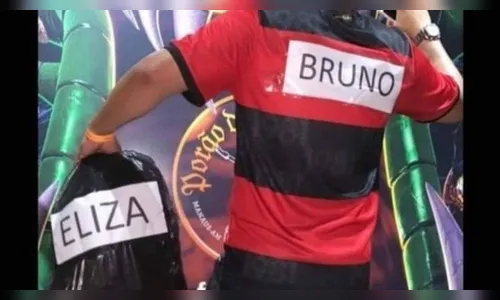 Homem é demitido após se fantasiar de goleiro Bruno