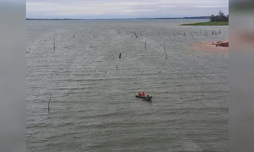 Homens desaparecem após barco naufragar em Alvorada do Sul