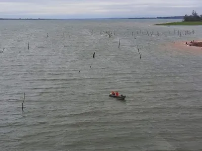 Homens desaparecem após barco naufragar em Alvorada do Sul