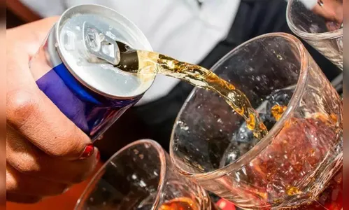 Mulher  é detida após venda de bebida alcoólica a menores