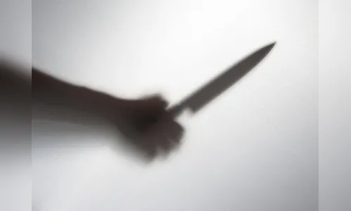 Em Faxinal, mulher esfaqueia ex-marido durante discussão