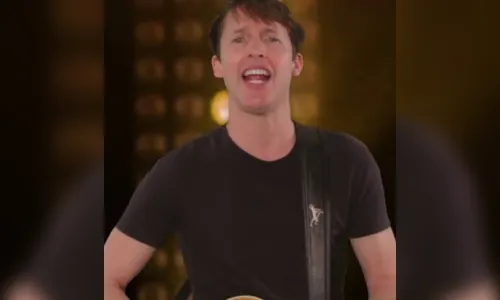 James Blunt dança 'Coração cachorro' e web vibra; Veja