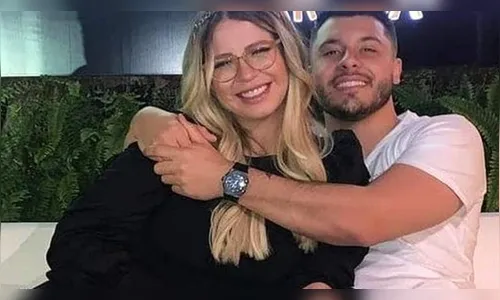 Marília Mendonça confirma término com Murilo Huff