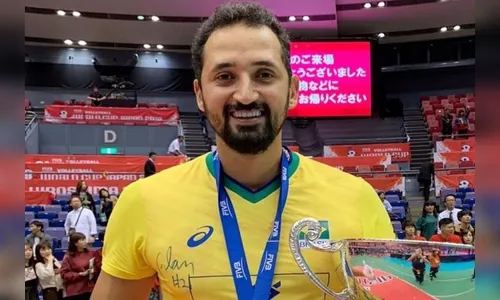 Maurício Souza pensa em deixar o Brasil após polêmica