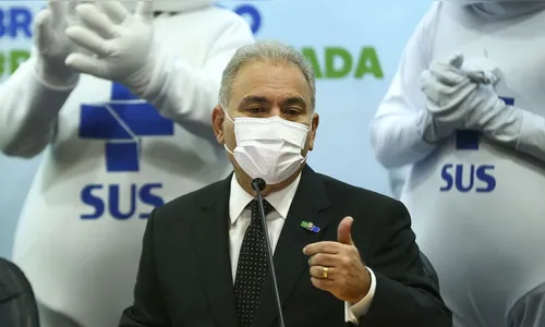 Ministério anuncia dose de reforço para maiores de 18 anos