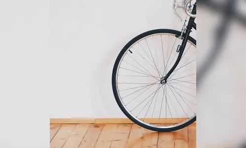 Morador de Apucarana encontra bicicleta em seu quintal