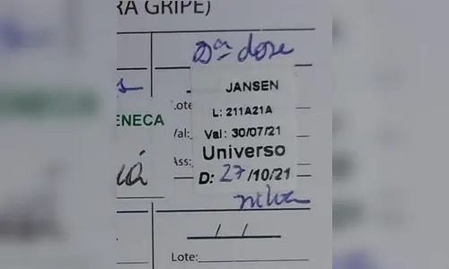 Moradores de Maringá alegam que receberam vacina vencida