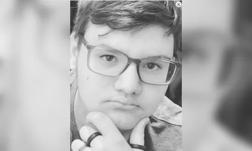 Morre adolescente atropelado na calçada de colégio no PR