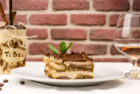 Morre dono de restaurante que inventou tiramisù