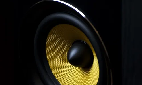 Mulher denuncia vizinho devido ao som alto em Apucarana