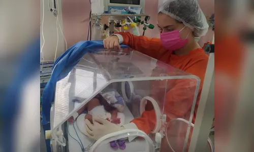 Novembro Roxo: UTI Neonatal realiza ação no mês do prematuro