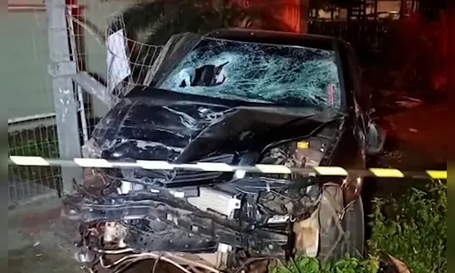 Homem atropela ex-companheira e mata namorado atual dela