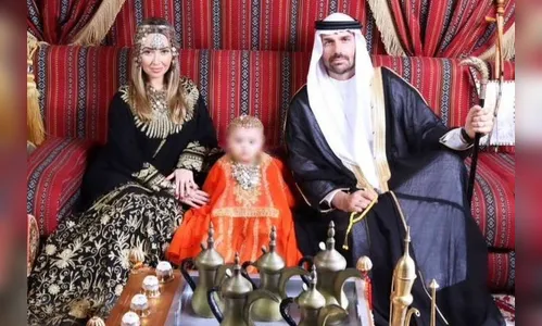 'Sheik': Foto de Eduardo Bolsonaro gera críticas na internet