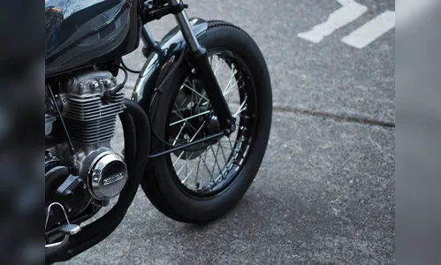 PM Apucarana apreende motocicleta com débitos