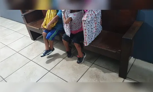 Pais são detidos suspeitos de abuso com filhos em Cascavel
