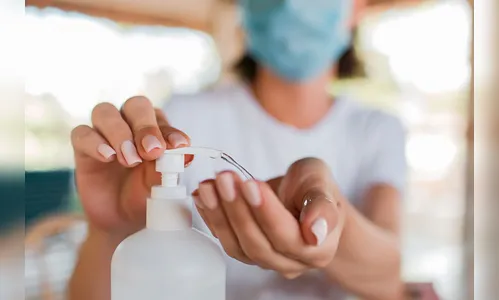 Paraná registra 1.572 novos casos e 60 óbitos pela Covid