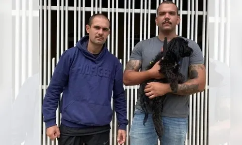 Policiais salvam cadela deixada amarrada em linha férrea