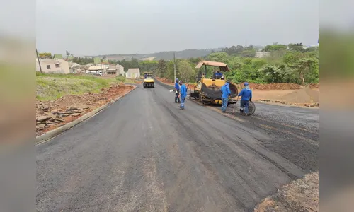 Prefeitura conclui asfalto no Residencial Villagio Di Roma