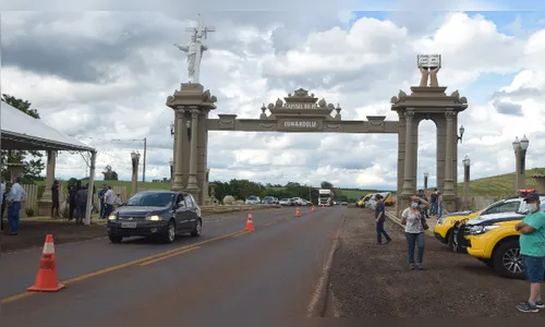 Prefeitura de Lunardelli inaugura novos portais turísticos