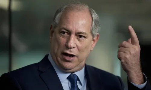 Presidência: Ciro Gomes suspende pré-candidatura