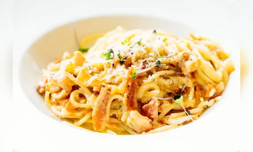 Receita do dia: Macarrão à carbonara