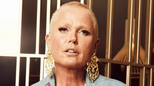 ‘Se você apoia Bolsonaro, deixe de me seguir’ pede Xuxa