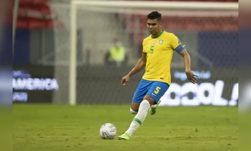 Tite corta Casemiro e convoca Douglas Luiz, do Aston Villa
