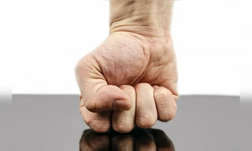 Trabalhador é espancado sem motivo por homens em Apucarana