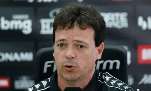 Vasco anuncia saída do treinador Fernando Diniz