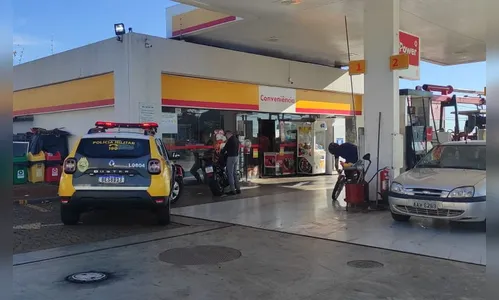 Vídeo: Assaltante atira em comparsa durante roubo no PR