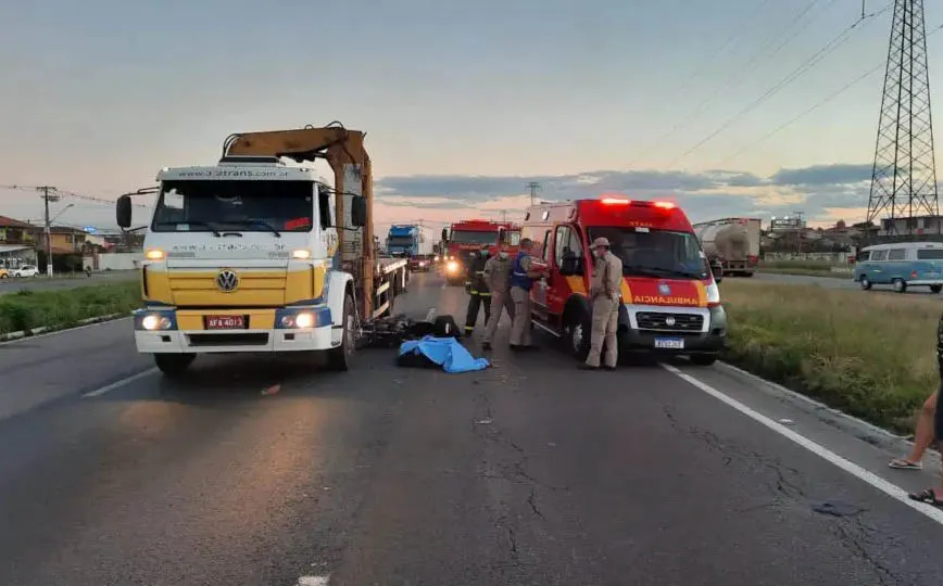 Acidente foi na noite de terça-feira, no Contorno Sul, na Cidade Industrial de Curitiba (CIC).