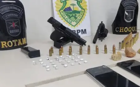 Armas de fogo usadas nos crimes foram apreendidas pela PM