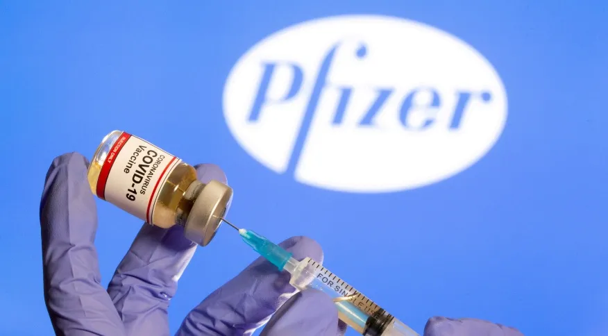 Pfizer diz que vacina contra ômicron já está em andamento