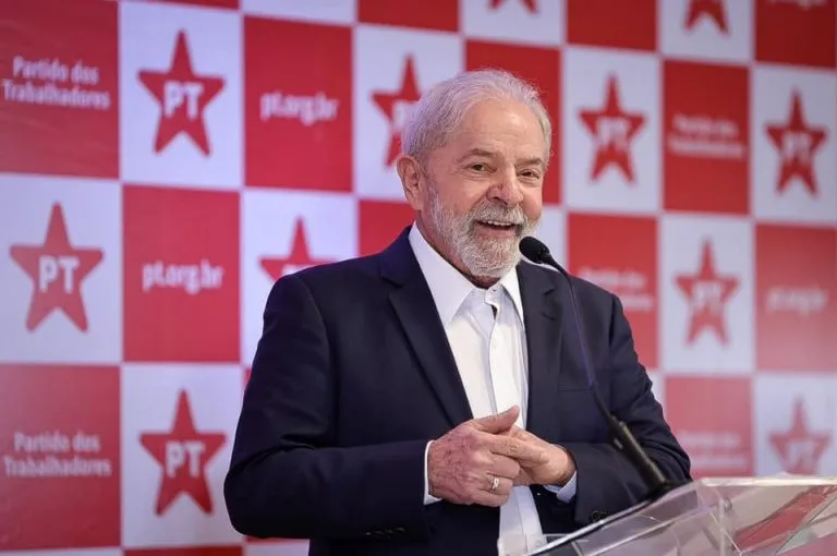 Segunda Turma do STF manda Curitiba desbloquear bens de Lula