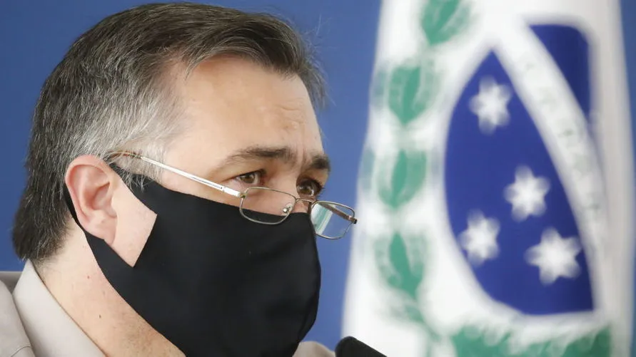 "Uso da máscara continua", afirma secretário Beto Preto