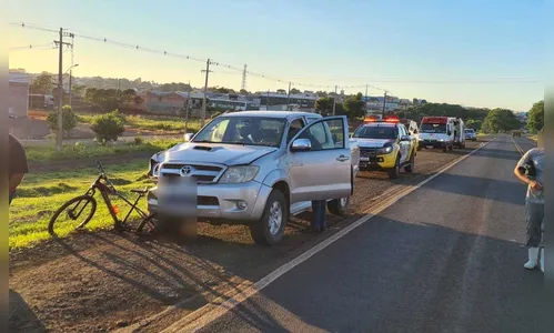 Ciclista de 17 anos é atropelado no início da manhã na PR466