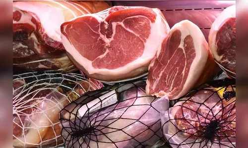 Adolescente furta contrafilé de supermercado em Arapongas