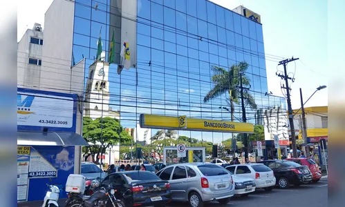 Agência do Banco do Brasil fecha para desinfecção