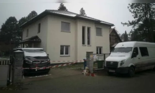 Após falsificar certificado de vacina, alemão mata família