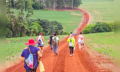 Apucarana realiza 1ª Caminhada Rural Estrada Bela