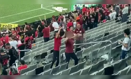 Athletico identifica dois torcedores que imitaram macaco