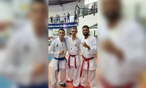 Atleta apucaranense é destaque no Paranaense de Karatê