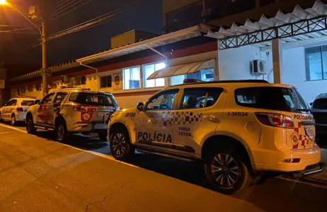 Bebê de 21 dias morre após ser atacado por pitbull