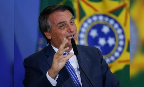 Bolsonaro diz que Lula 