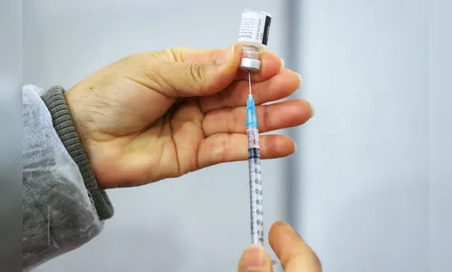 Brasil tem 62,7% da população com esquema vacinal completo