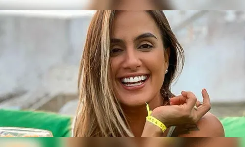 Carol Peixinho sofre assalto com faca na Avenida Paulista