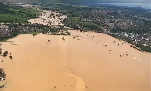 Ciclone deixa 30 municípios em estado de emergência na Bahia