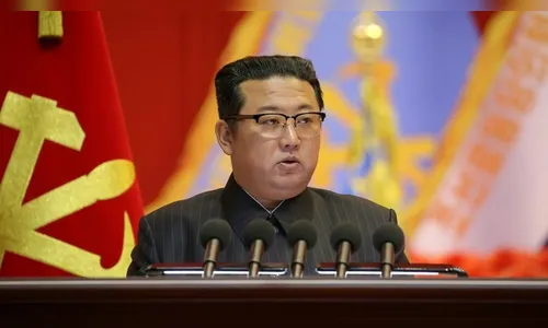 Coreia do Norte proíbe demonstrações de felicidade; entenda