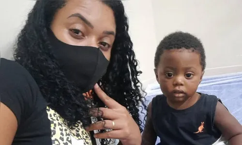 Covid-19: bebê de 1 ano morre à espera de transferência