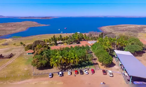 Criança perde dedo em lago após ataque de piranhas